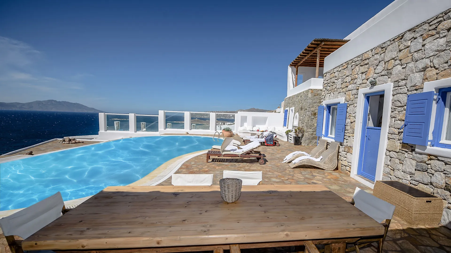 **** Hotel Mykonos Art Villas Agios Ioannis Diakoftis Griechenland